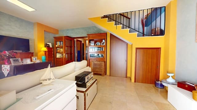 3 sovrum Radhus till salu i Córdoba stad med pool garage - 350 000 € (Ref: 9809141)