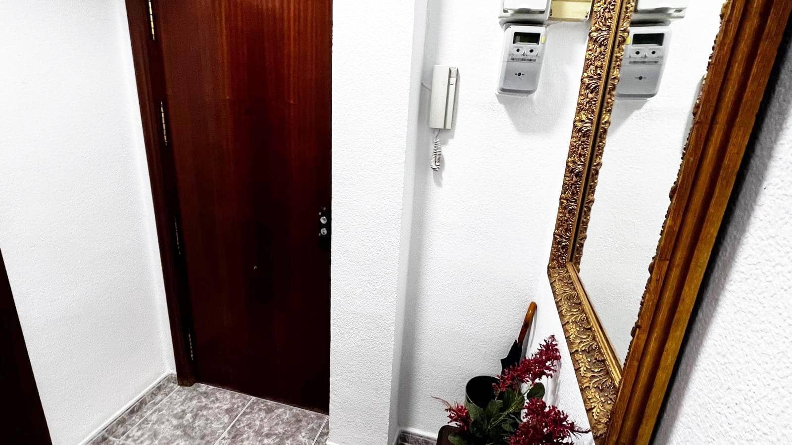 2 bedroom Flat for sale in Cordoba city - € 126,500 (Ref: 9809142)
