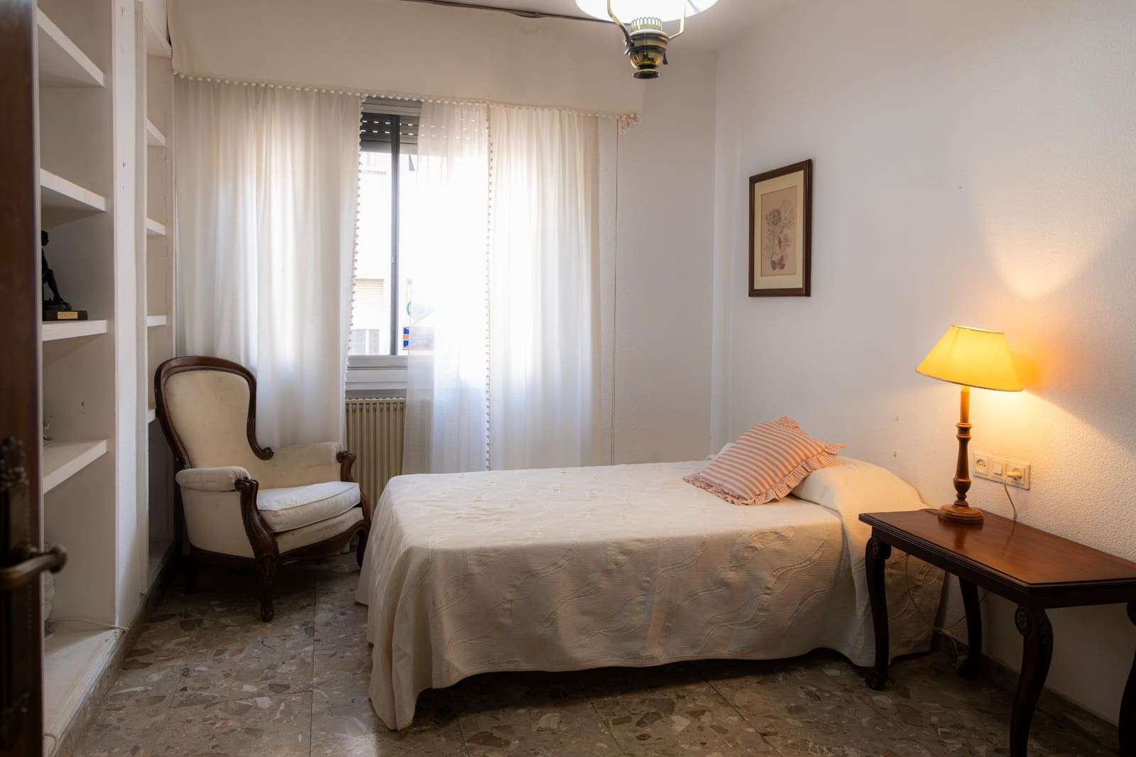 4 quarto Apartamento para venda em Cordova cidade com garagem - 429 000 € (Ref: 9809144)