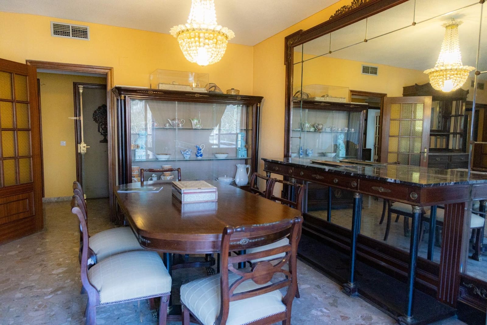 4 quarto Apartamento para venda em Cordova cidade com garagem - 429 000 € (Ref: 9809144)