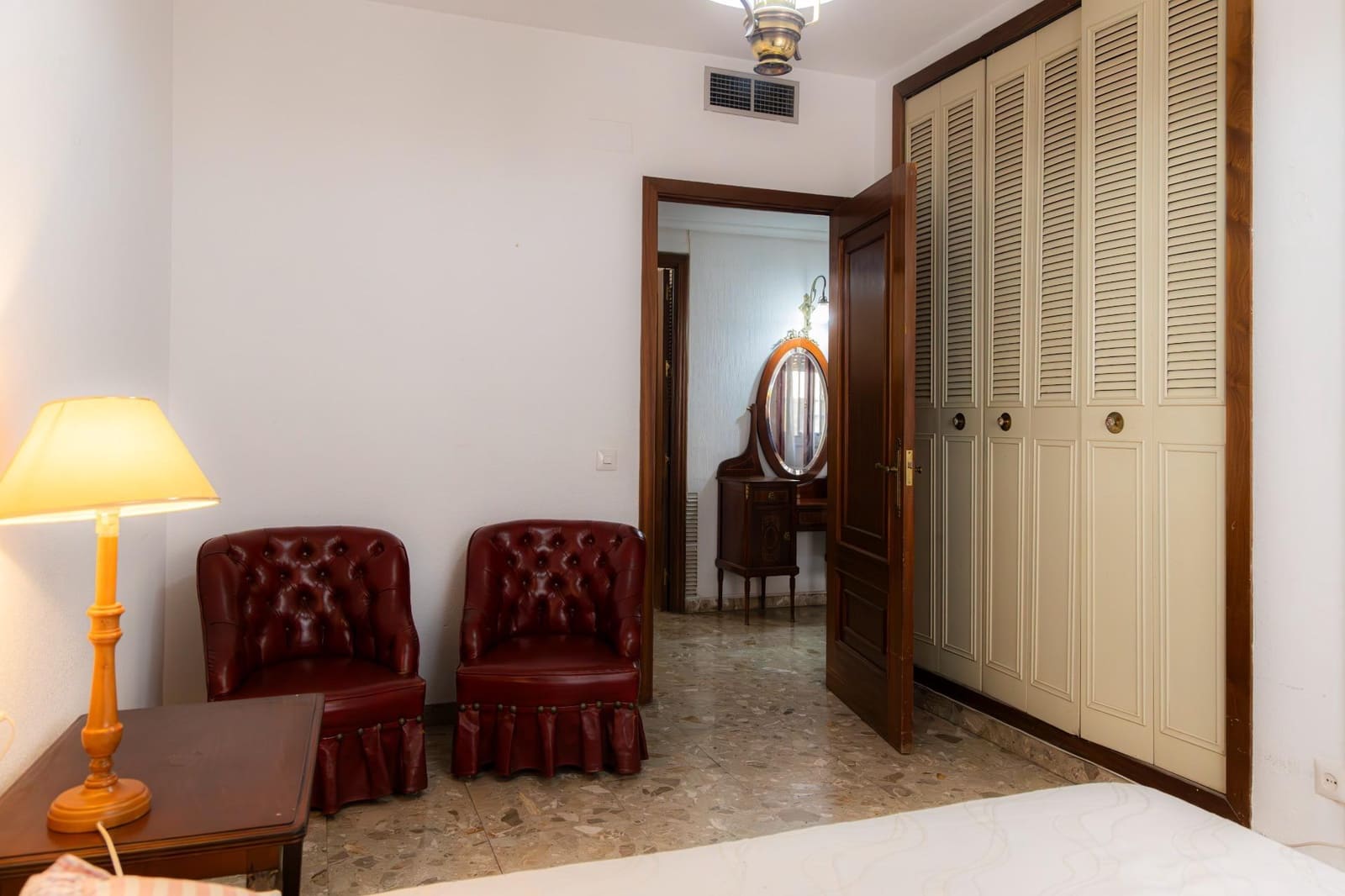4 quarto Apartamento para venda em Cordova cidade com garagem - 429 000 € (Ref: 9809144)