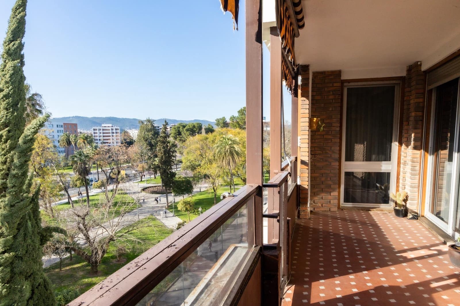 4 quarto Apartamento para venda em Cordova cidade com garagem - 429 000 € (Ref: 9809144)