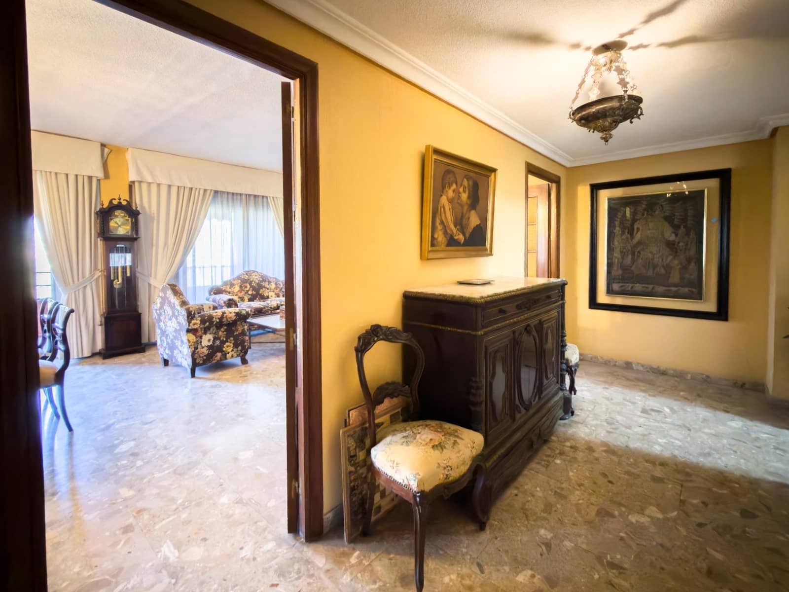 4 quarto Apartamento para venda em Cordova cidade com garagem - 429 000 € (Ref: 9809144)