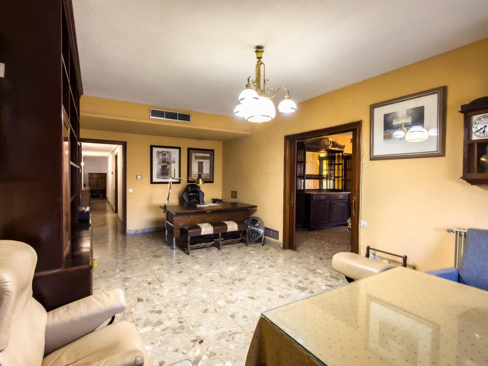 4 quarto Apartamento para venda em Cordova cidade com garagem - 429 000 € (Ref: 9809144)