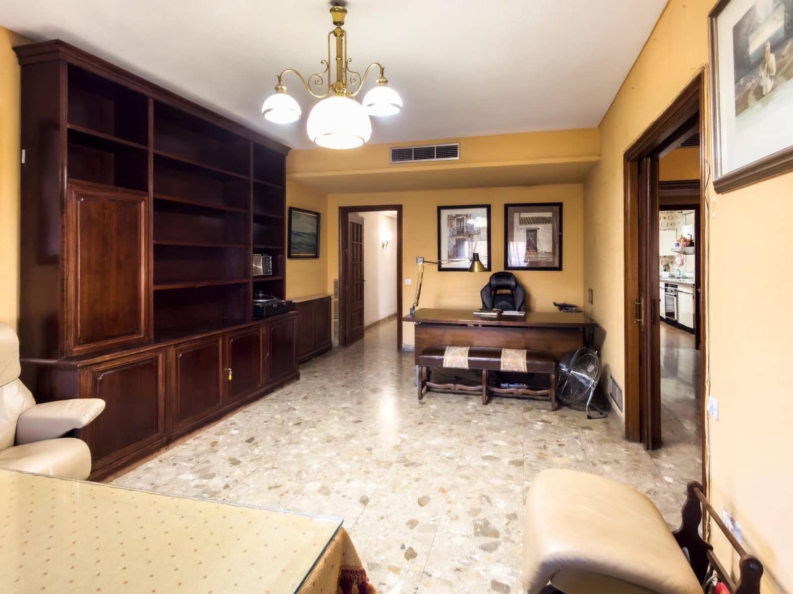 4 quarto Apartamento para venda em Cordova cidade com garagem - 429 000 € (Ref: 9809144)