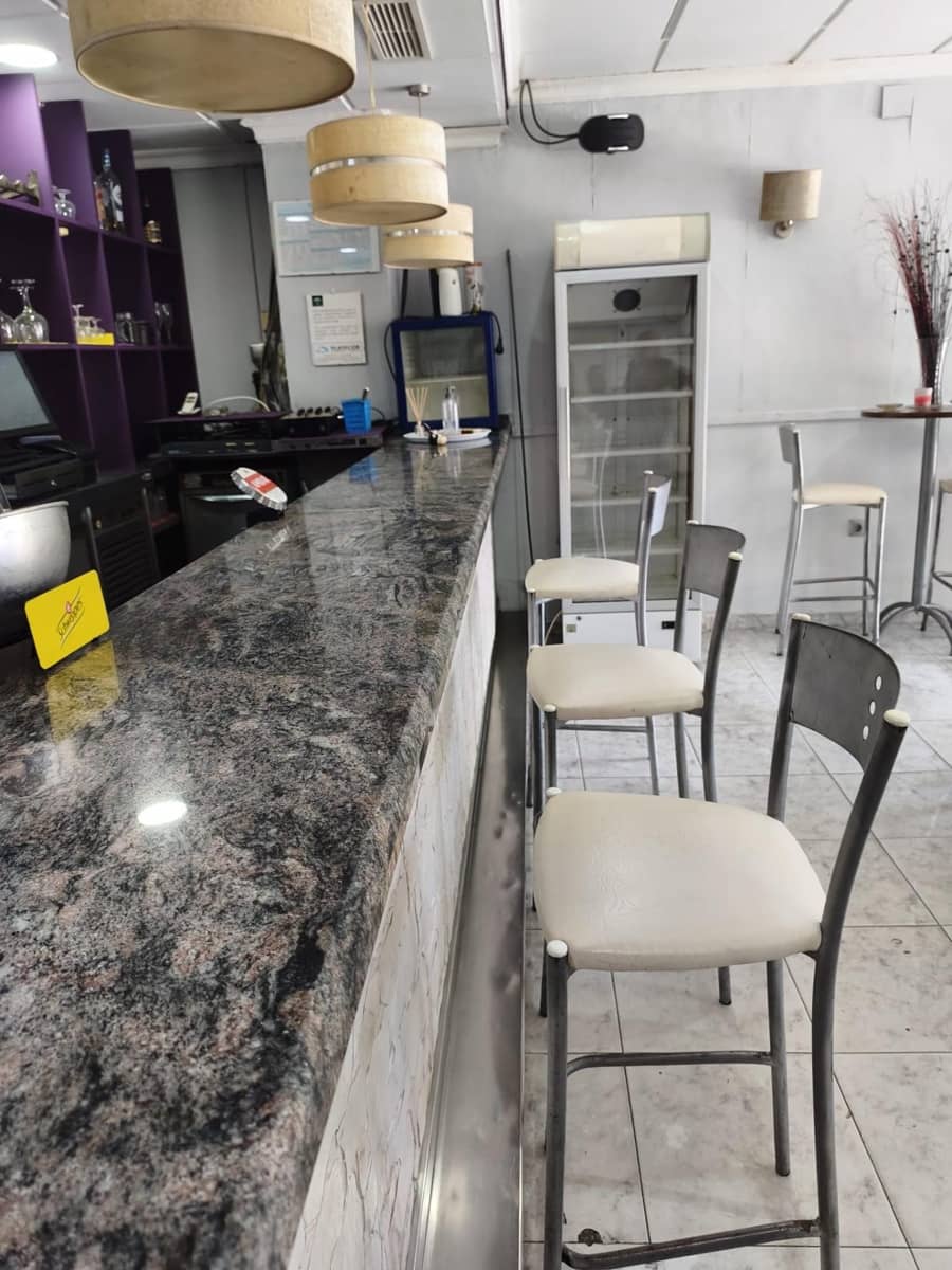 Commerciale in vendita in Cordova citta - 153.500 € (Rif: 9809145)