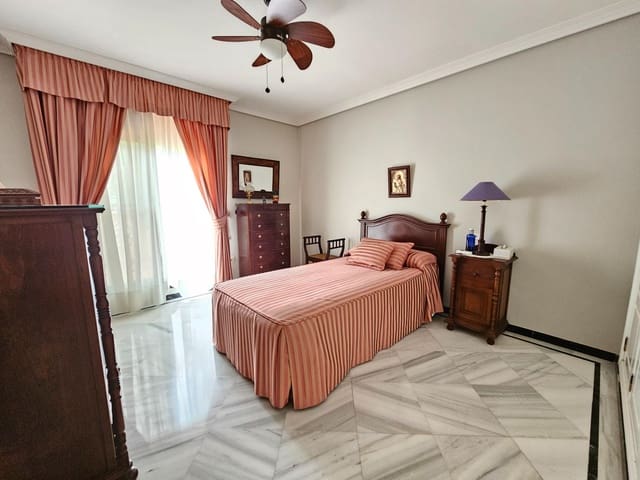 8 soverom Villa til salgs i Córdoba by med svømmebasseng - € 790 000 (Ref: 9814874)