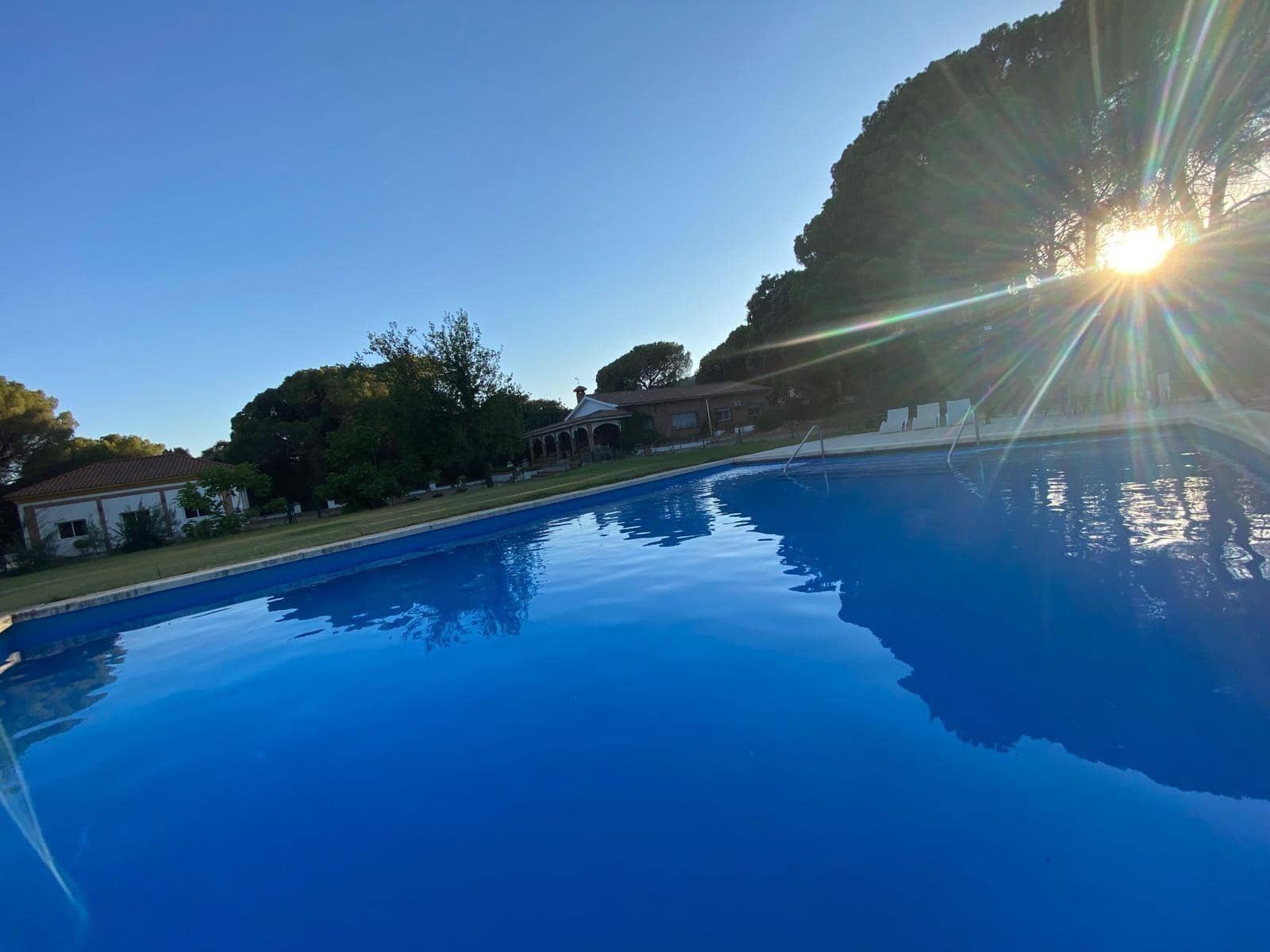 Chalet de 4 habitaciones en Córdoba ciudad en venta con piscina - 750.000 € (Ref: 9814881)