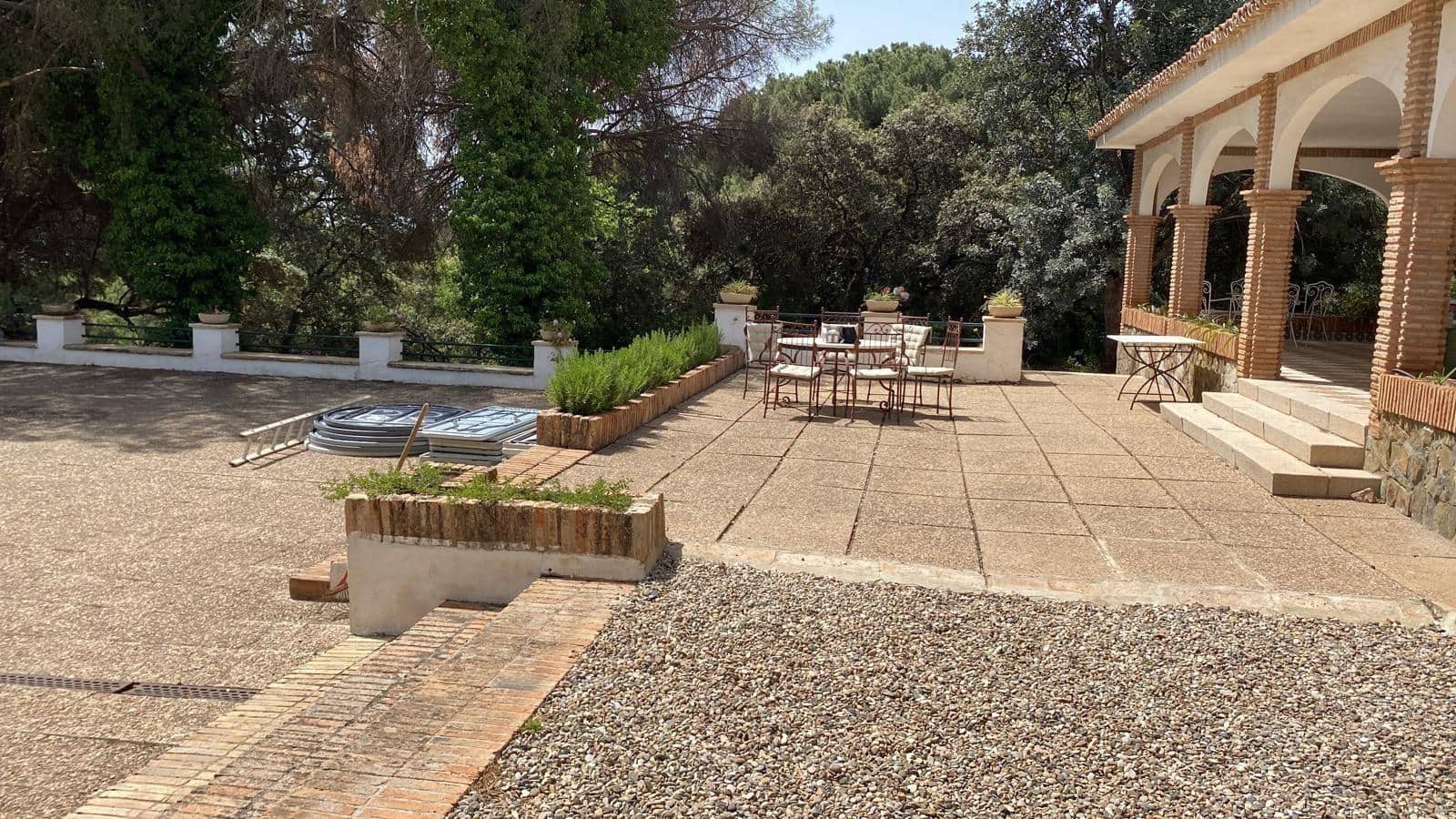 Chalet de 4 habitaciones en Córdoba ciudad en venta con piscina - 750.000 € (Ref: 9814881)