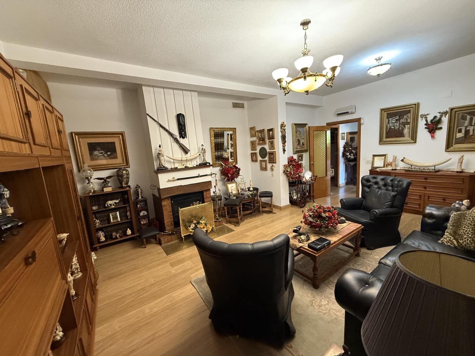 4 slaapkamer Villa te koop in Cordoba stad met zwembad - € 495.000 (Ref: 9814895)
