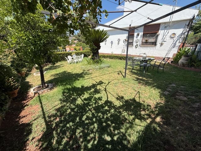 4 makuuhuone Huvila myytävänä paikassa Córdoba kaupunki mukana uima-altaan - 495 000 € (Ref: 9814895)