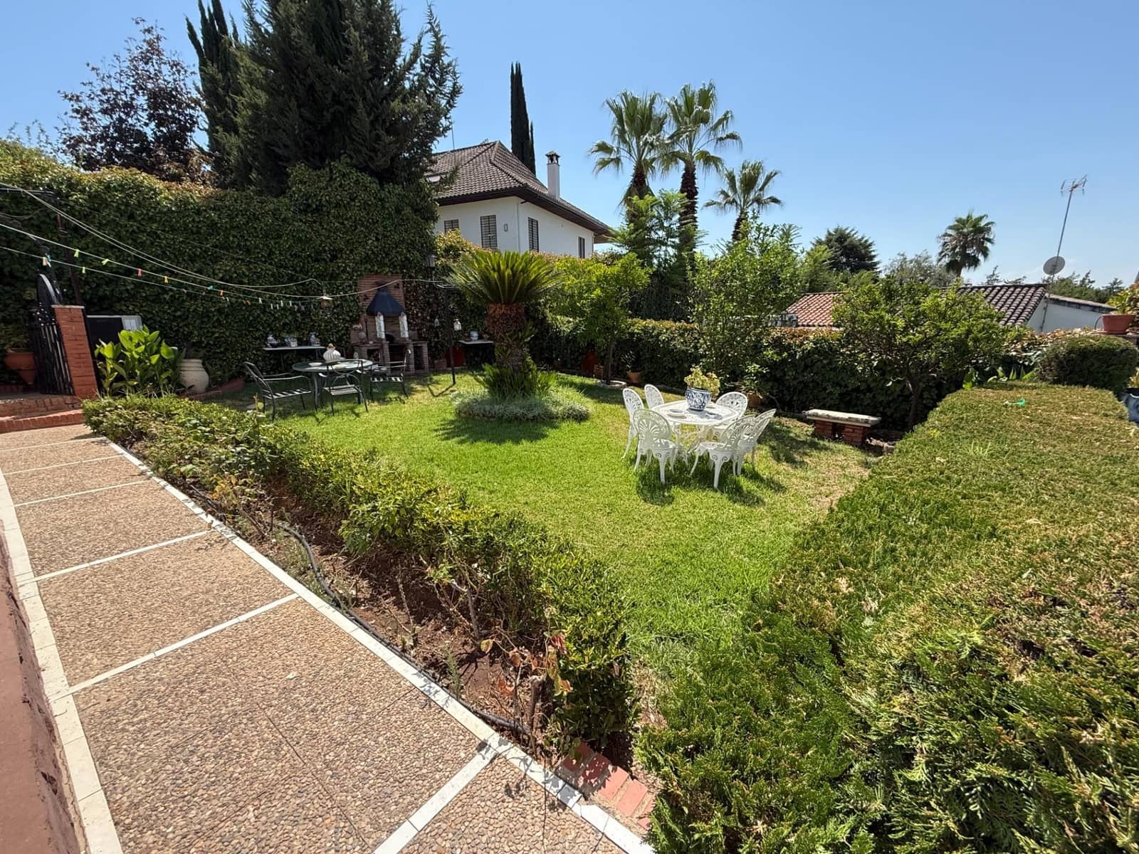 4 slaapkamer Villa te koop in Cordoba stad met zwembad - € 495.000 (Ref: 9814895)