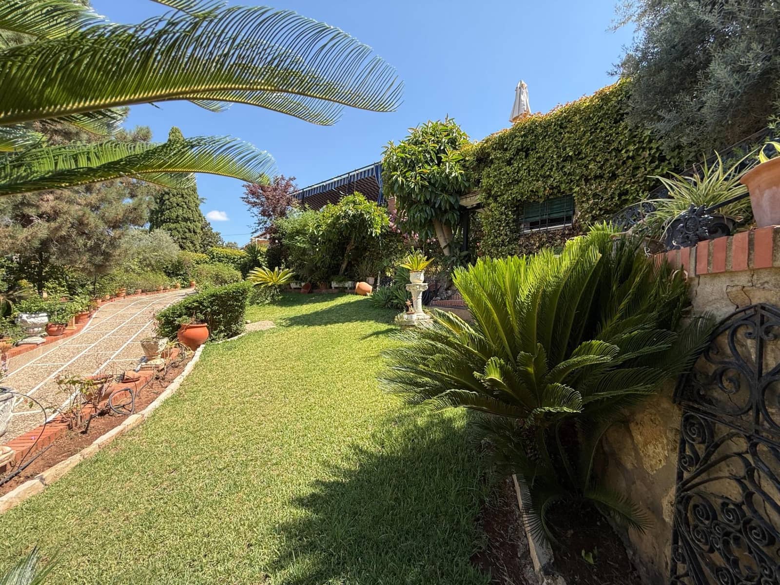 4 slaapkamer Villa te koop in Cordoba stad met zwembad - € 495.000 (Ref: 9814895)
