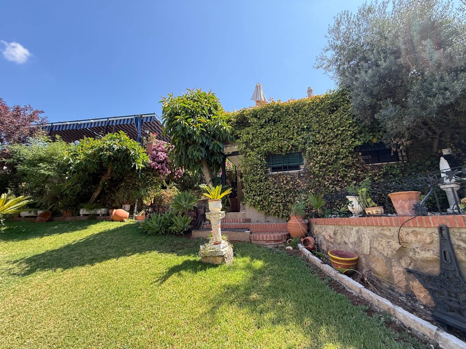 4 slaapkamer Villa te koop in Cordoba stad met zwembad - € 495.000 (Ref: 9814895)