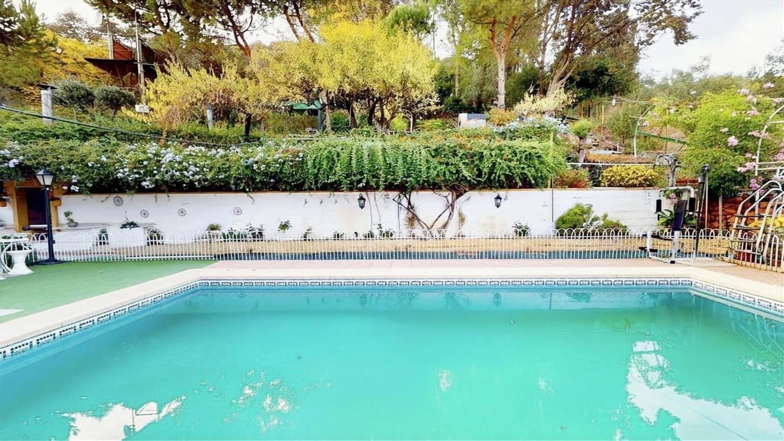 Chalet de 4 habitaciones en Córdoba ciudad en venta con piscina garaje - 925.000 € (Ref: 9814928)