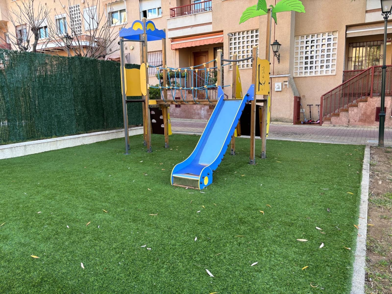Piso de 4 habitaciones en Córdoba ciudad en venta con piscina garaje - 419.000 € (Ref: 9814937)