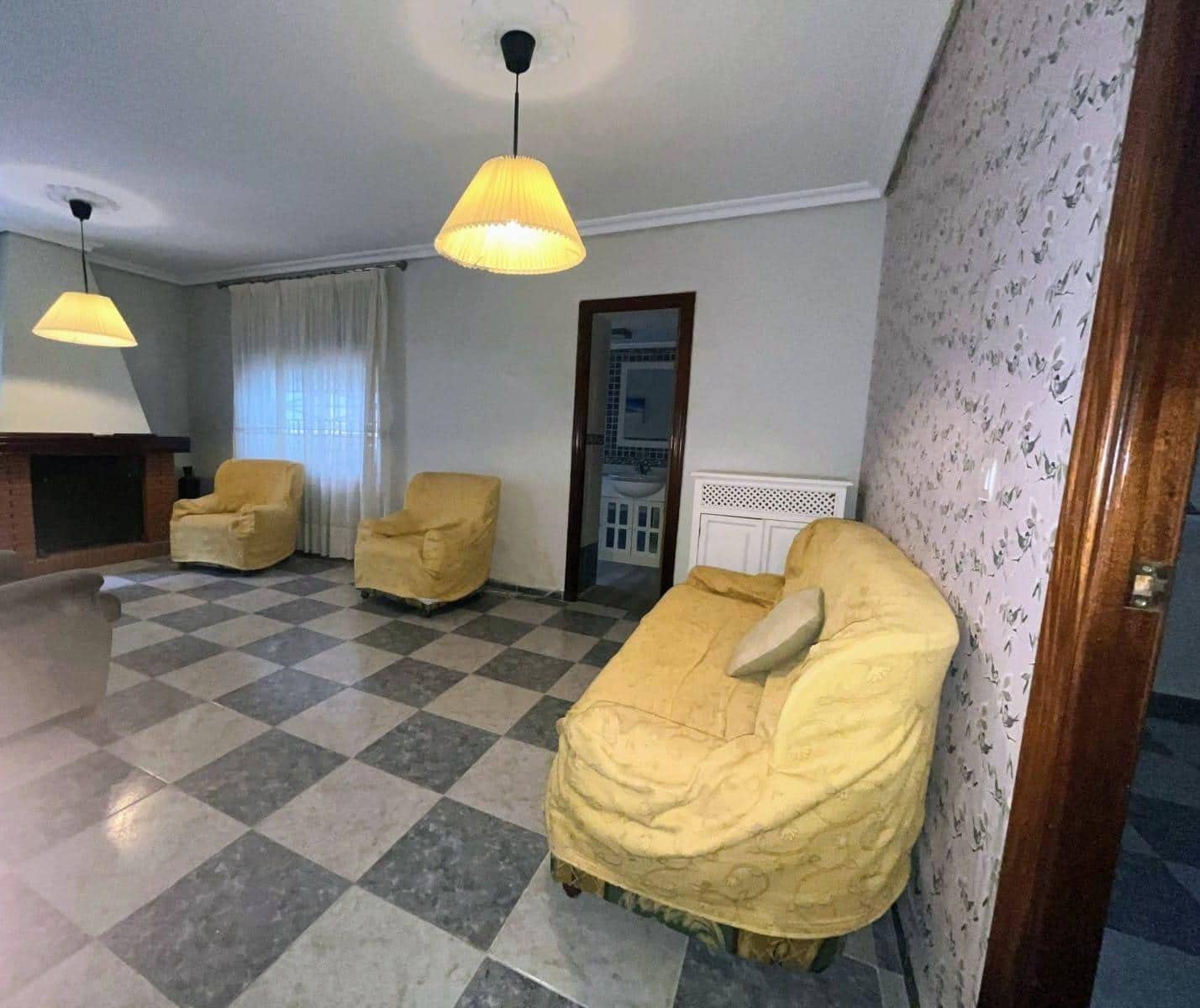 5 makuuhuone Rivitalo myytävänä paikassa El Higueron - 300 000 € (Ref: 9814938)