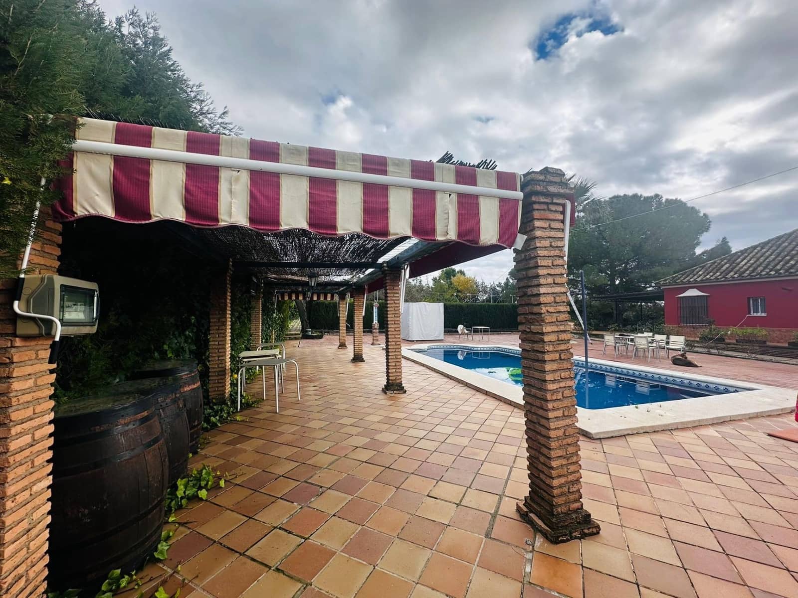 4 quarto Moradia para venda em La Carlota com piscina - 308 000 € (Ref: 9814944)