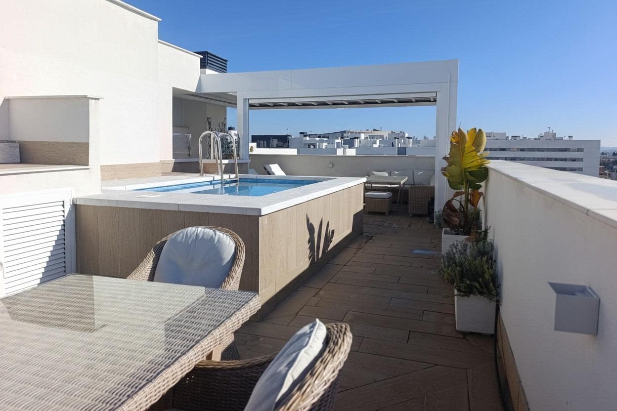 3 sovrum Takvåning till salu i Cordoba stad med pool garage - 464 900 € (Ref: 9815826)