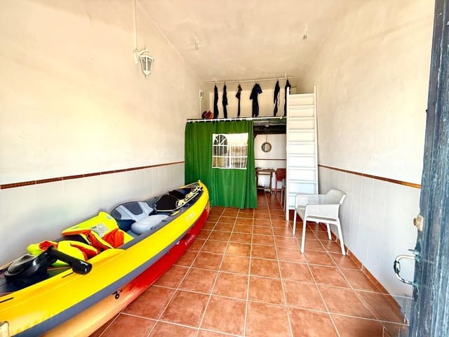 Garage à louer à San Luis / Sant Lluís - 800 € (Ref: 10081276)