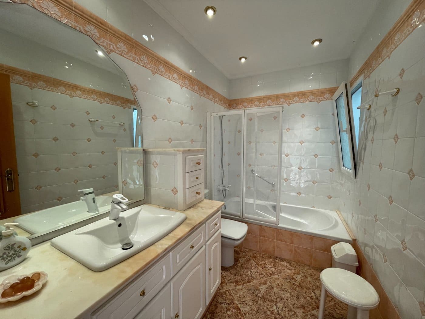 8 soverom Leilighet til salgs i Fornells med svømmebasseng garasje - € 975 000 (Ref: 8093912)