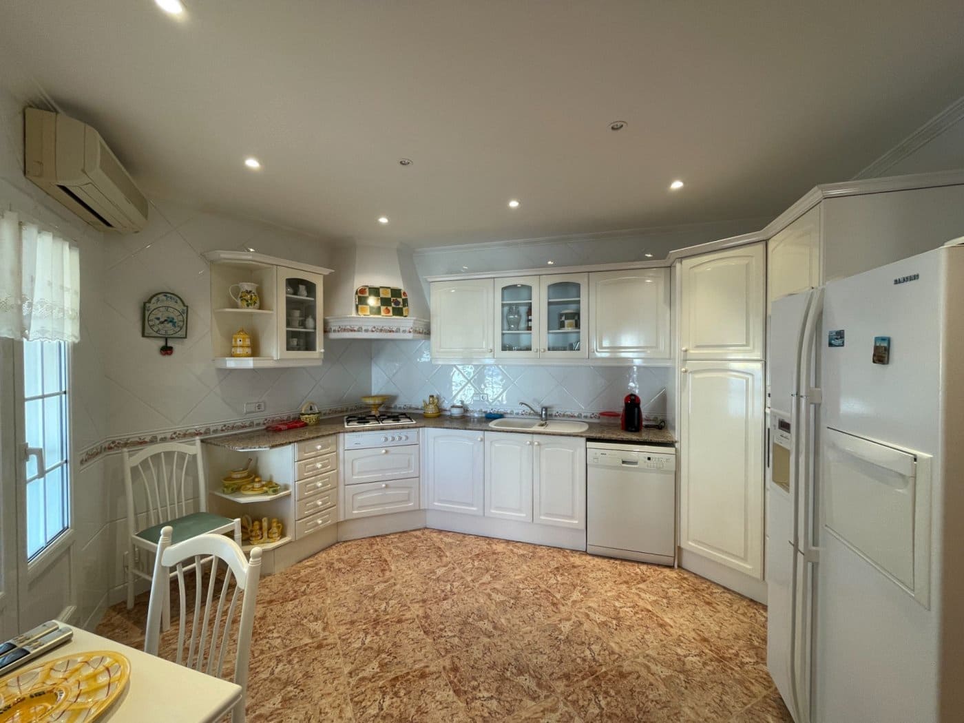 8 soverom Leilighet til salgs i Fornells med svømmebasseng garasje - € 975 000 (Ref: 8093912)