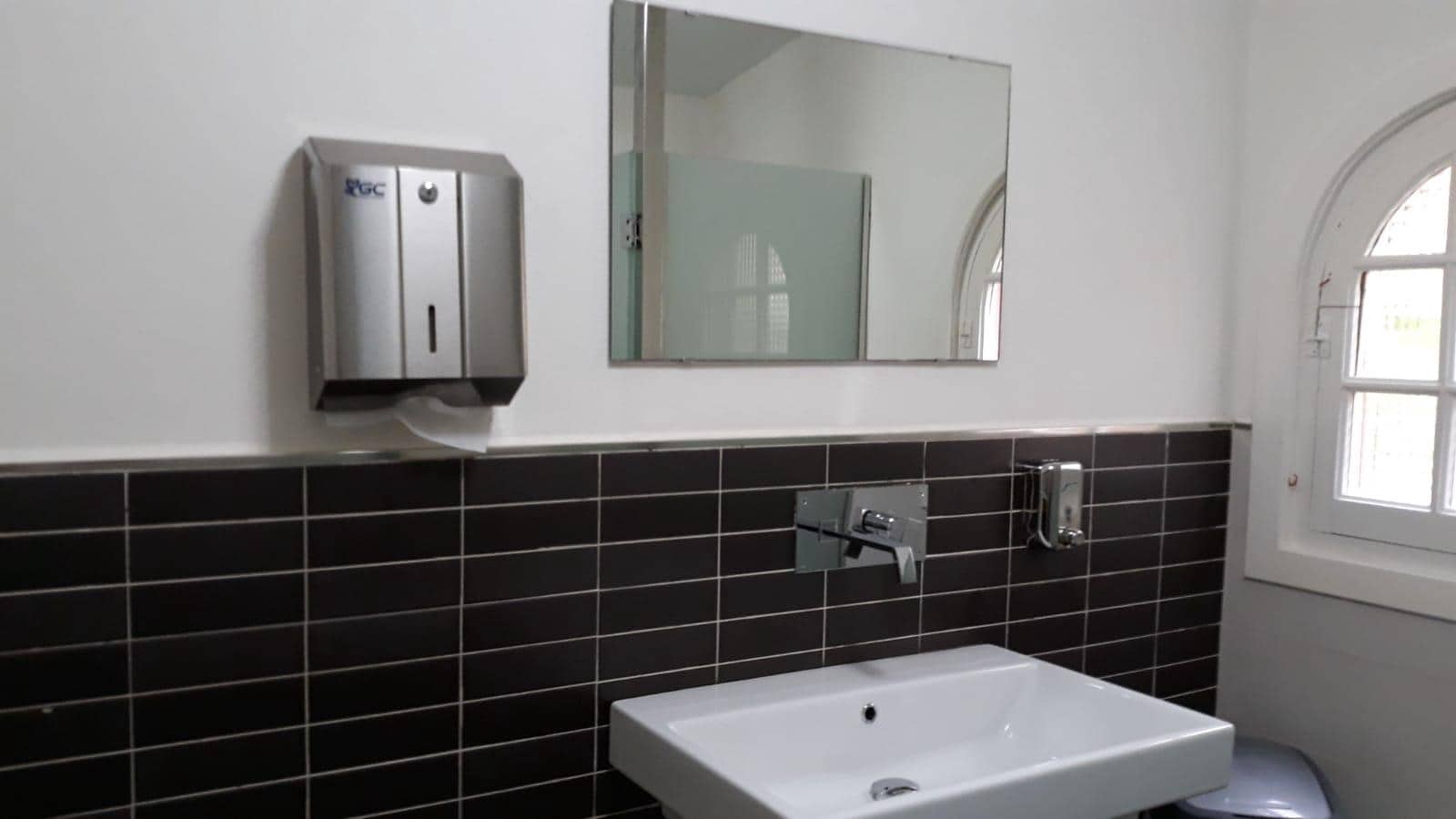 4 soveværelse Virksomhed til salg i Es Mercadal med swimmingpool - € 850.000 (Ref: 8789567)