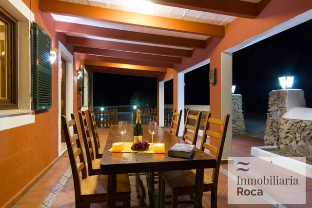 Finca/Casa Rural de 5 habitaciones en Es Mercadal en venta con piscina - 1.435.000 € (Ref: 9116704)