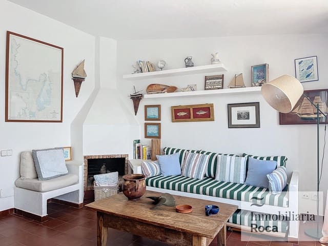 2 bedroom Apartment for rent in Fornells, Es Mercadal - € 1,000 (Ref: 9240423)