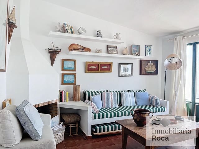 2 bedroom Apartment for rent in Fornells, Es Mercadal - € 1,000 (Ref: 9240423)