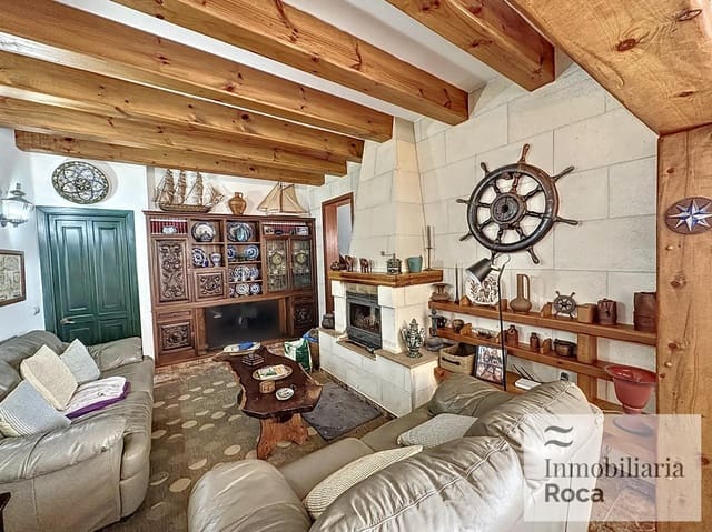 4 soverom Villa til salgs i Fornells, Es Mercadal med garasje - € 1 125 000 (Ref: 9294401)