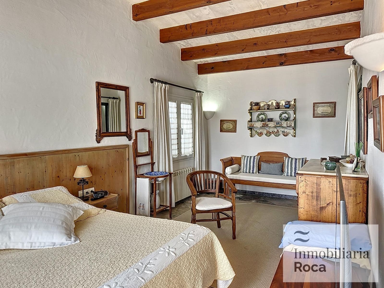 4 bedroom Villa for sale in Fornells with garage - € 985,000 (Ref: 9294401)