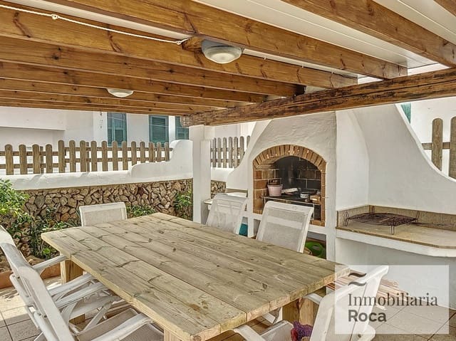 4 quarto Moradia para venda em Fornells, Es Mercadal com garagem - 985 000 € (Ref: 9294401)