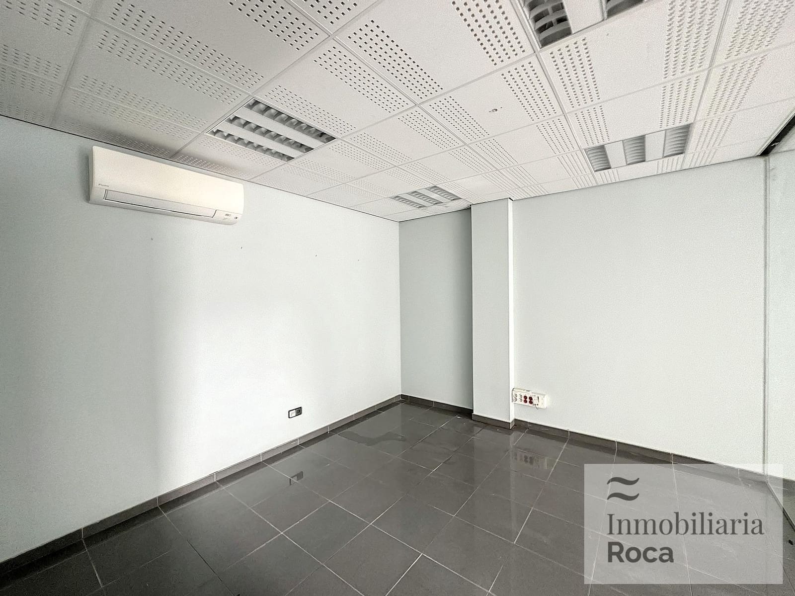 Erhverv til leje i Fornells - € 1.000 (Ref: 9305177)