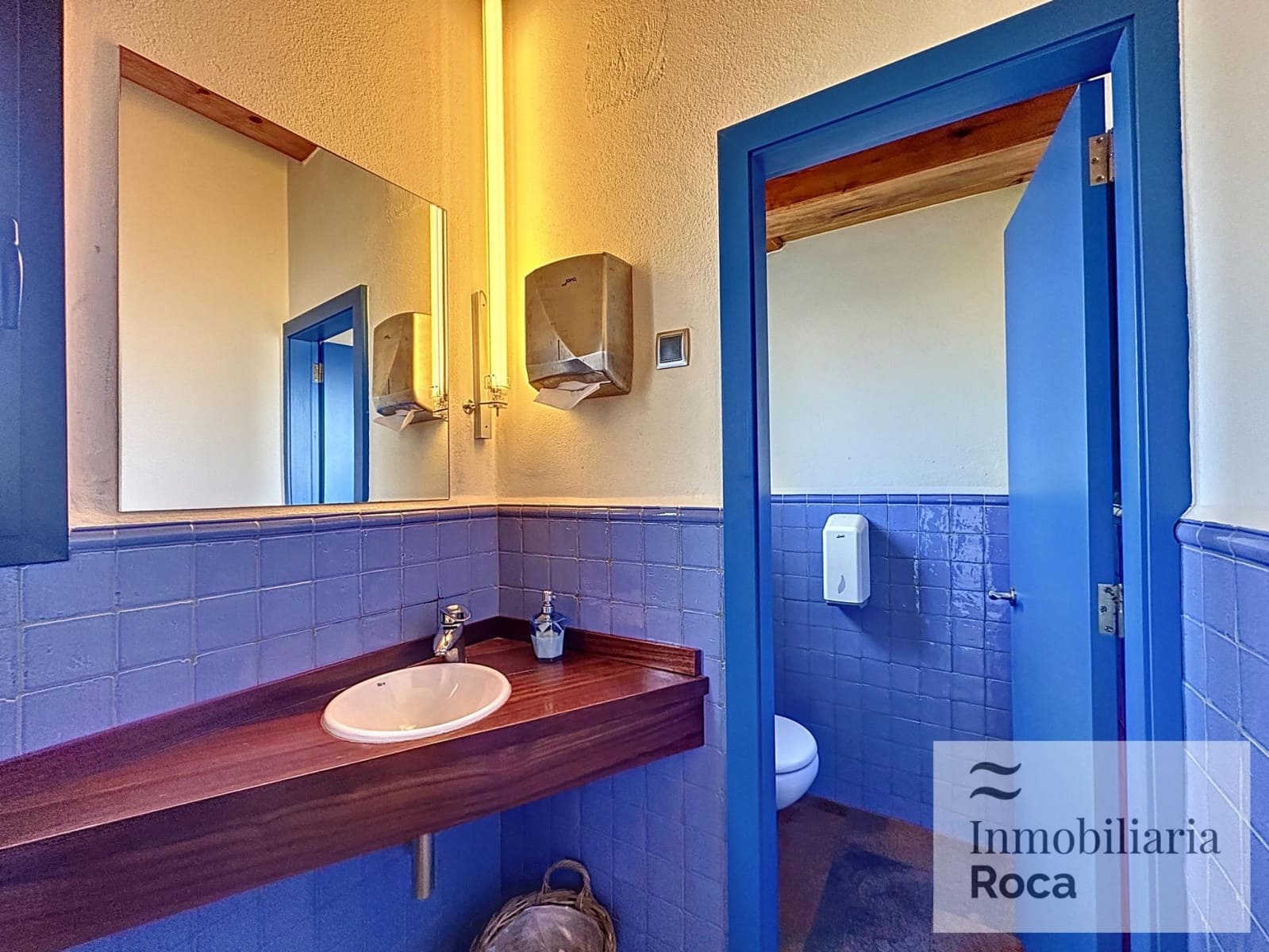 Yritys myytävänä paikassa Fornells - 650 000 € (Ref: 9376773)