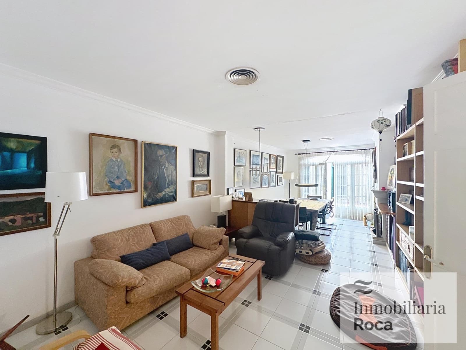 6 bedroom Townhouse for sale in Es Mercadal - € 990,000 (Ref: 9398506)