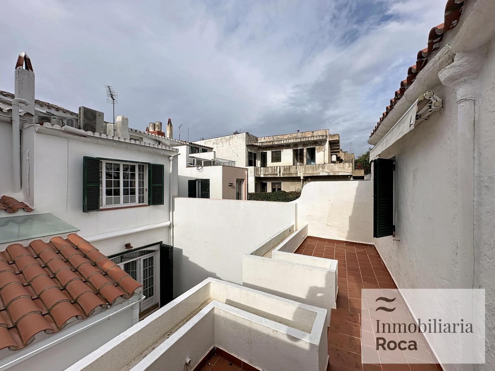 6 bedroom Townhouse for sale in Es Mercadal - € 990,000 (Ref: 9398506)