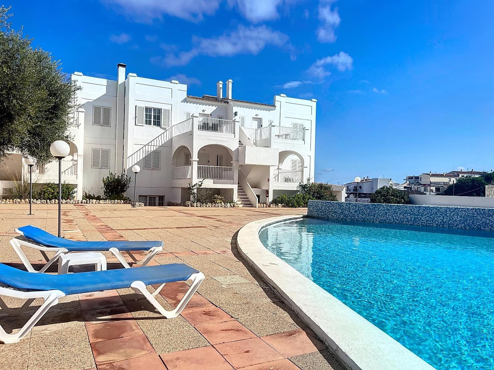 1 bedroom Apartment for sale in Arenal d'en Castell with pool - € 220,000 (Ref: 9470389)