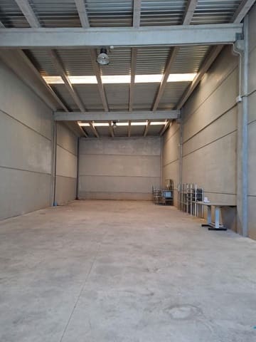 Kaupallinen vuokrattavana paikassa Es Mercadal - 2 500 € (Ref: 9591319)