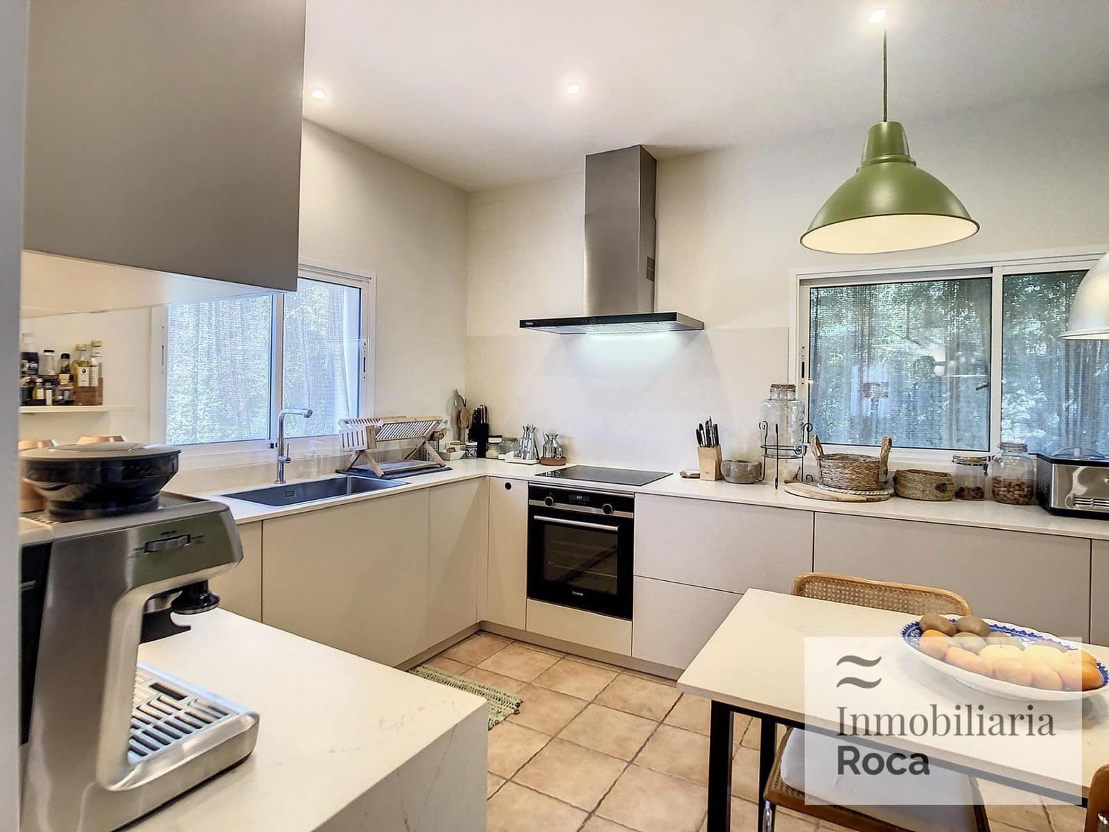 5 soveværelse Finca/Landehus til salg i La Argentina med swimmingpool - € 985.000 (Ref: 9758980)