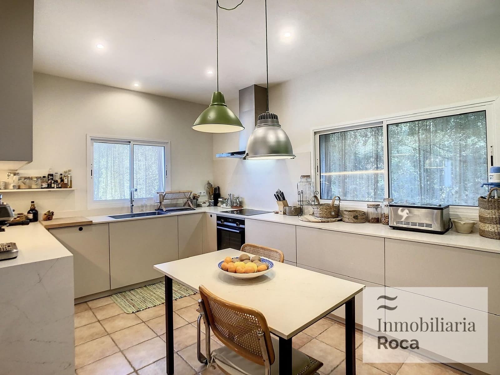 5 soveværelse Finca/Landehus til salg i La Argentina med swimmingpool - € 985.000 (Ref: 9758980)