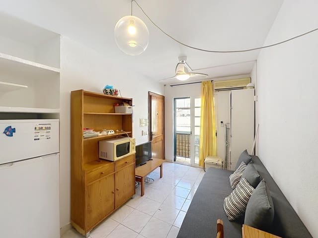 1 soverom Leilighet til salgs i Es Castell - € 220 000 (Ref: 9800640)