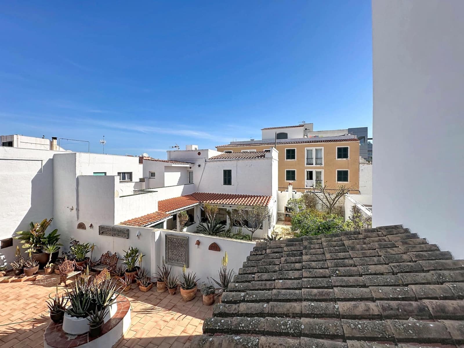 1 soverom Leilighet til salgs i Es Castell - € 220 000 (Ref: 9800640)