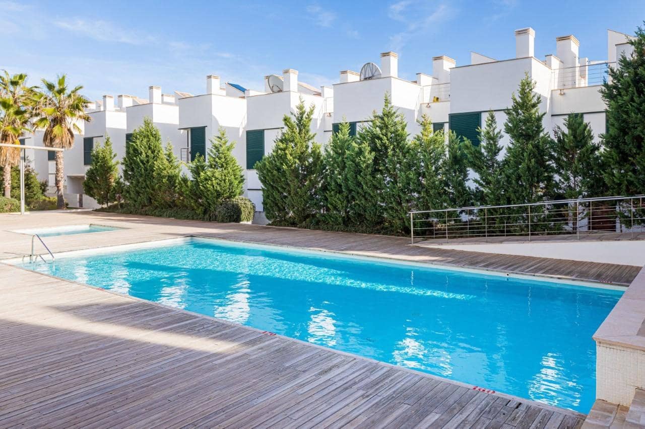 4 Zimmer Reihenhaus zu verkaufen in Fornells mit Pool Garage - 850.000 € (Ref: 9825269)