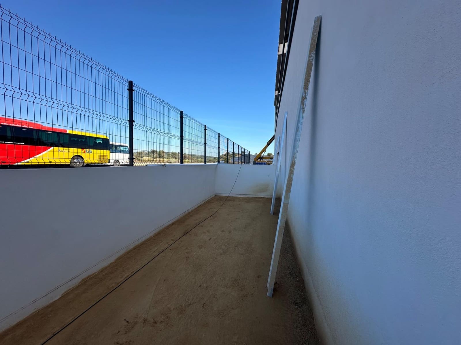 Business for rent in Es Mercadal with garage - € 2,500 (Ref: 9927425)