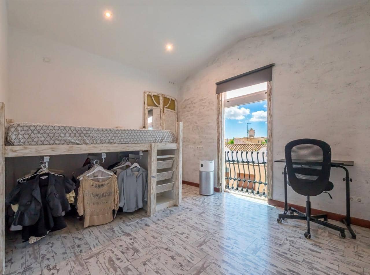 3 bedroom Townhouse for sale in Mahon / Mao with pool - € 850,000 (Ref: 9938215)