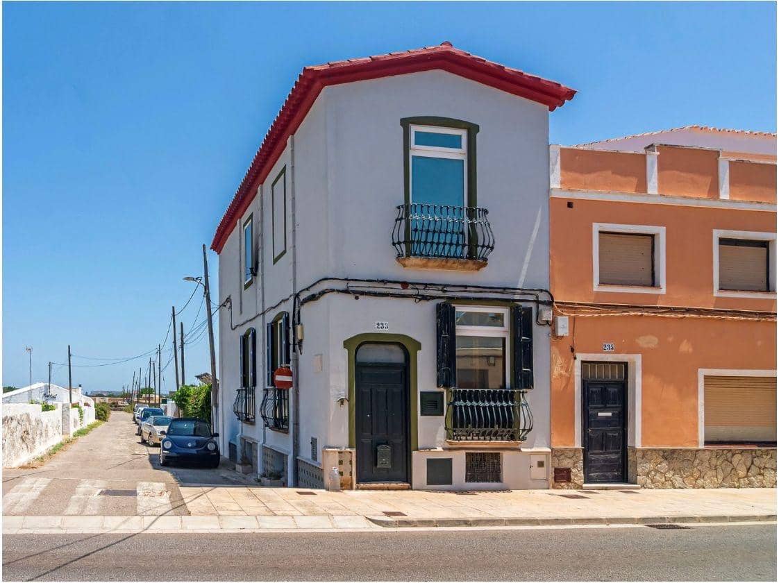 3 bedroom Townhouse for sale in Mahon / Mao with pool - € 850,000 (Ref: 9938215)