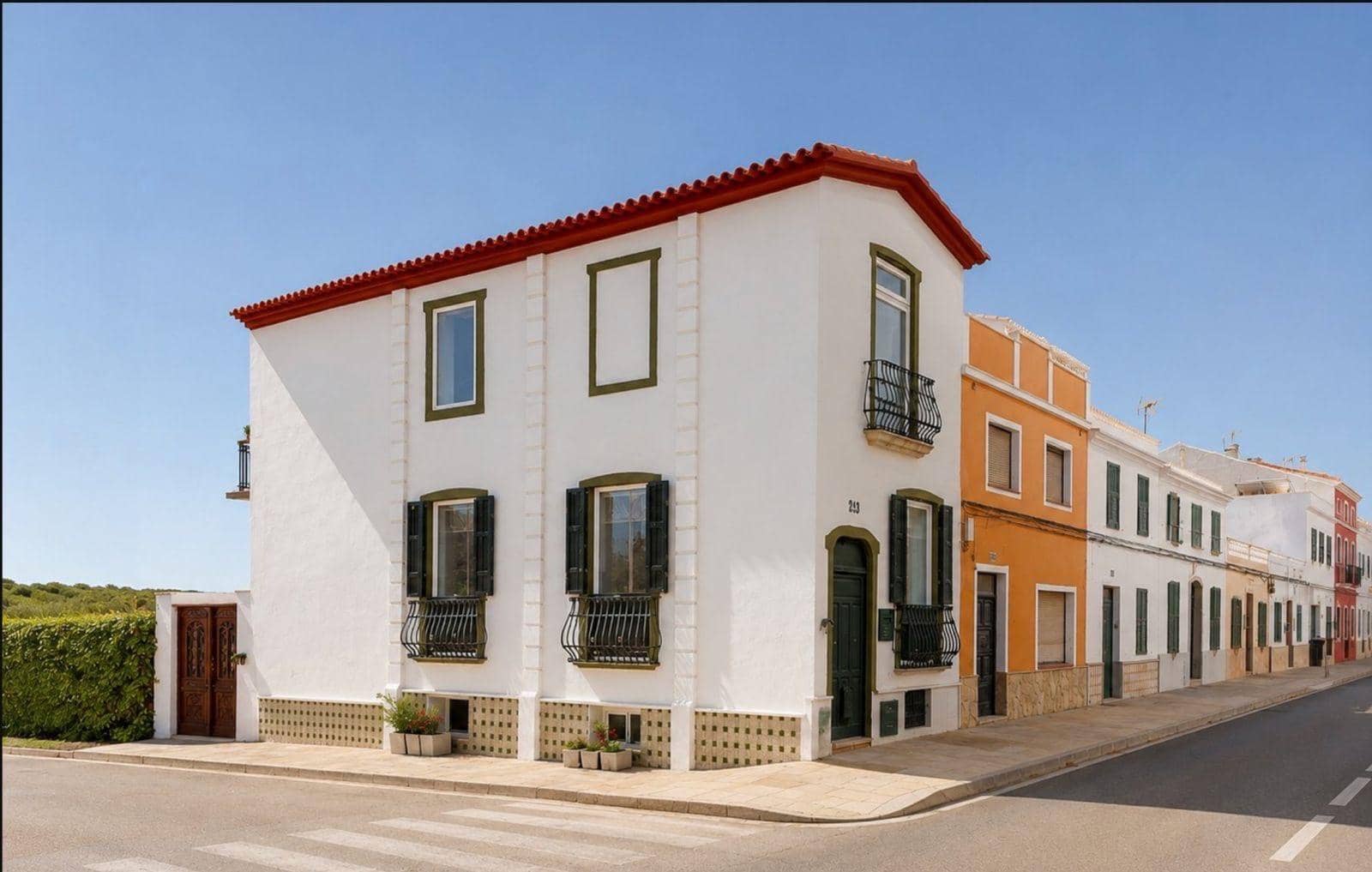 3 bedroom Townhouse for sale in Mahon / Mao with pool - € 850,000 (Ref: 9938215)
