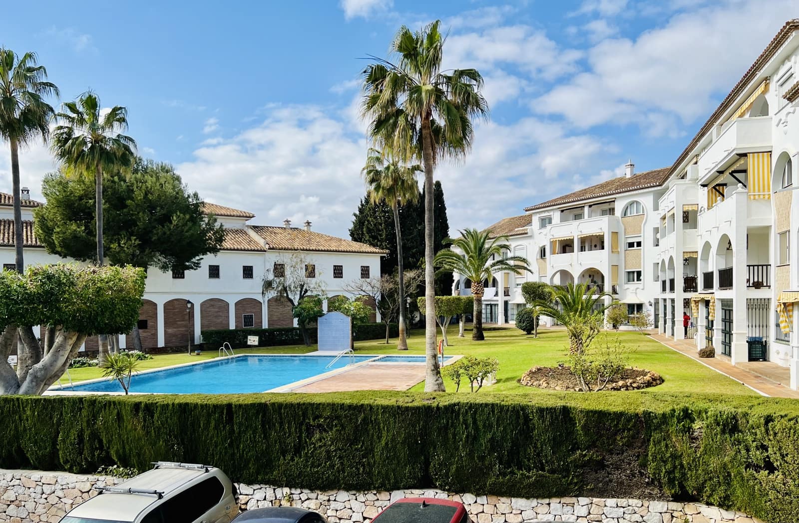5 bedroom Townhouse for sale in Fuengirola with pool garage - € 829,000 (Ref: 6652995)