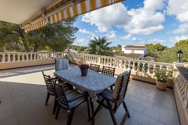 5 soverom Villa til salgs i Santa Ponsa, Calvià med svømmebasseng garasje - € 1 600 000 (Ref: 9440220)